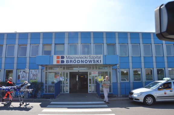 Front budynku szpitala bródnowskiego