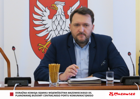 Przewodniczący komisji Marcin Podsędek