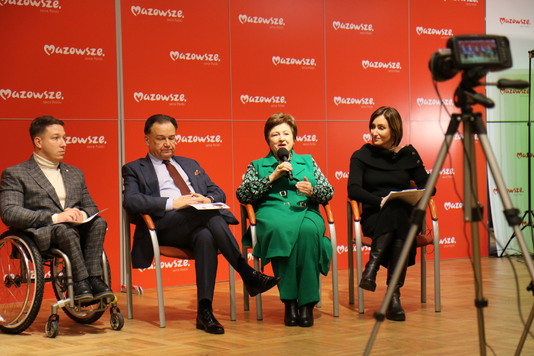 Członkini zarządu województwa mazowieckiego Elżbieta Lanc opowiada o celach kampanii 