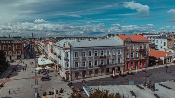 Widok z lotu ptaka na stare miasto w Radomiu