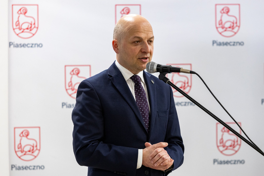 Przemawia burmistrz Piaseczna